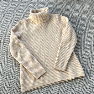 Merino wool turtle neck sweater